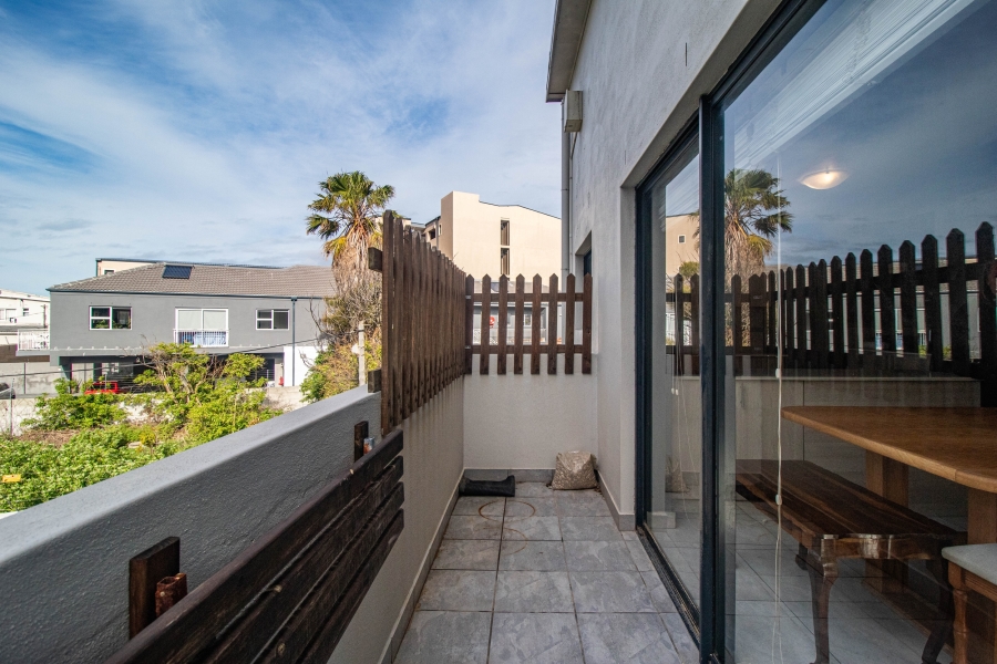 2 Bedroom Property for Sale in Fish Hoek Western Cape